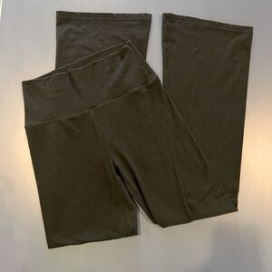 Aerie Offline flare legging size M